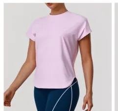 Tops / T-shirts