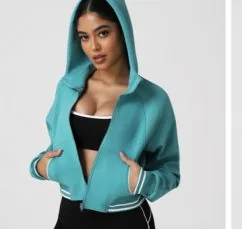 Jackets / Hoodies